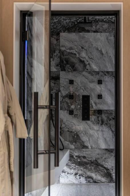 Suitedreams - Bali Suite Liège Dış mekan fotoğraf